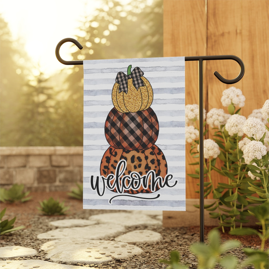 Patterned Pumpkin Stack Garden Flag