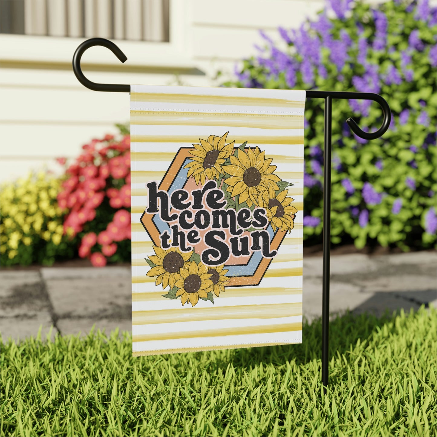 Summer Sunlfower Here Comes The Sun Garden Flag