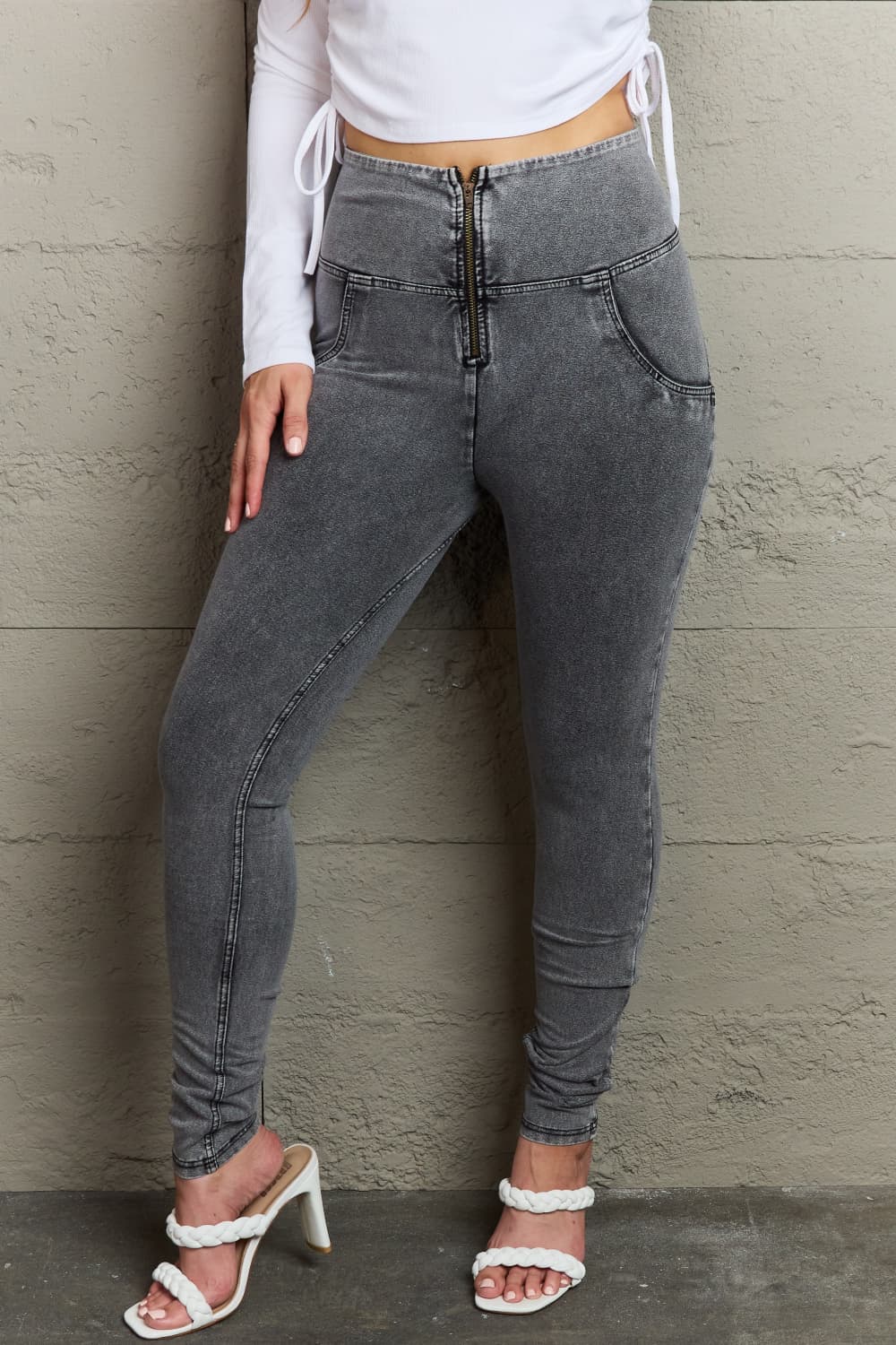 Baeful Zip Closure Skinny Jeans with Pockets - Premium  - Just $54! Shop now at Nine Thirty Nine Design