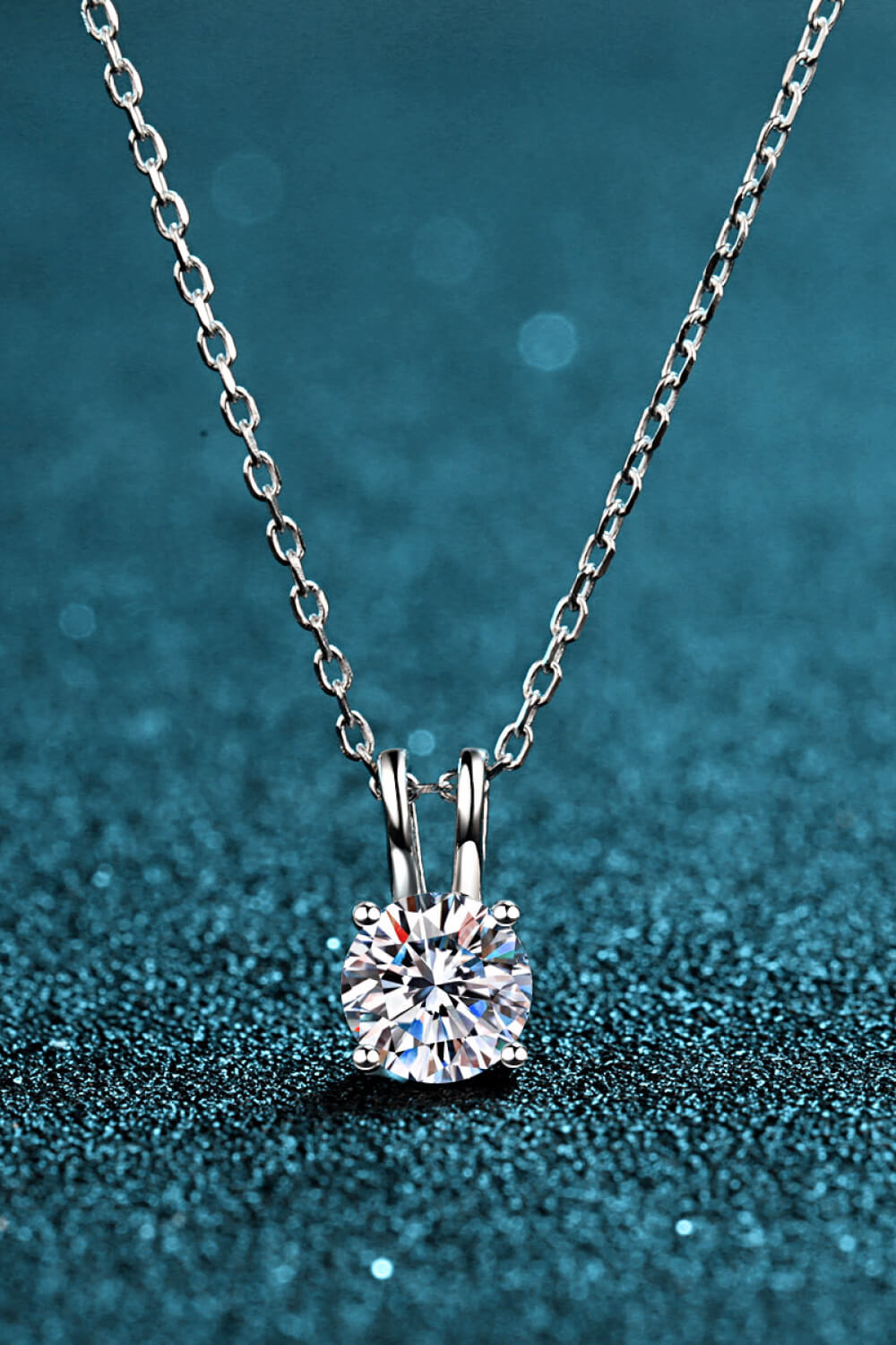 925 Sterling Silver Moissanite Round Pendant Necklace